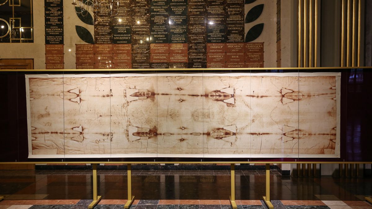 Całun Turyński ma zastać wystawiony w Wielką Sobotę.