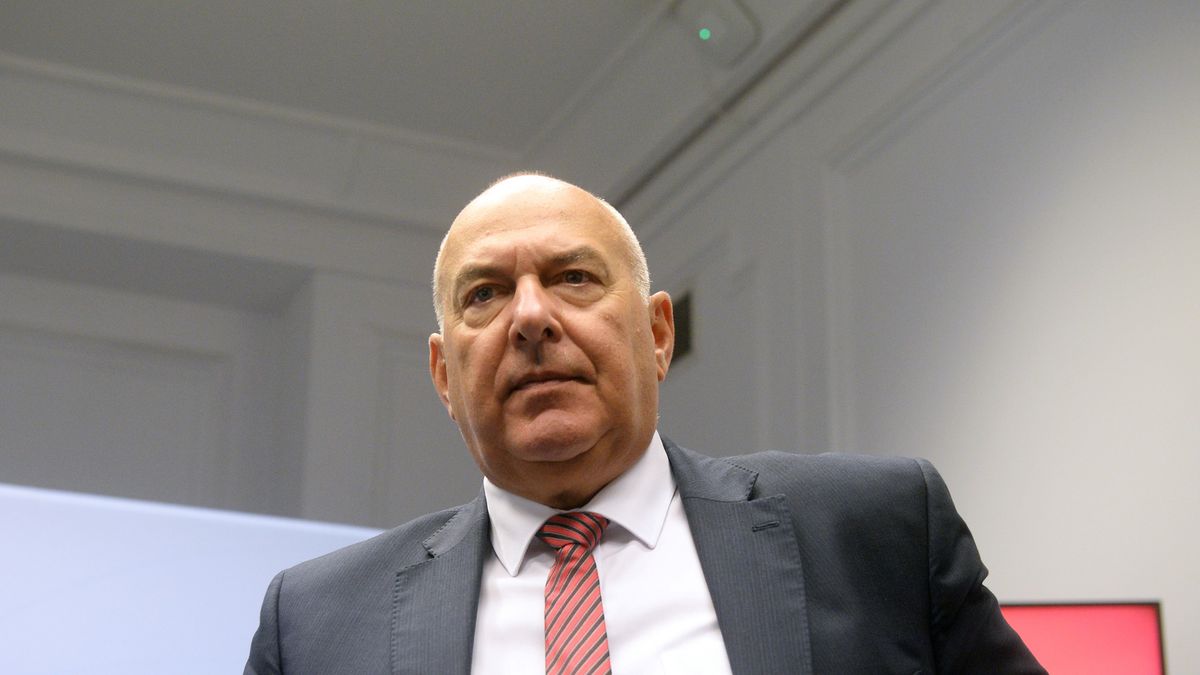 Tadeusz Kośćiński chciałby wrócić do Londynu,  gdzie miałby objąć funkcję szefa Europejskiego Banku Odbudowy i Rozwoju.