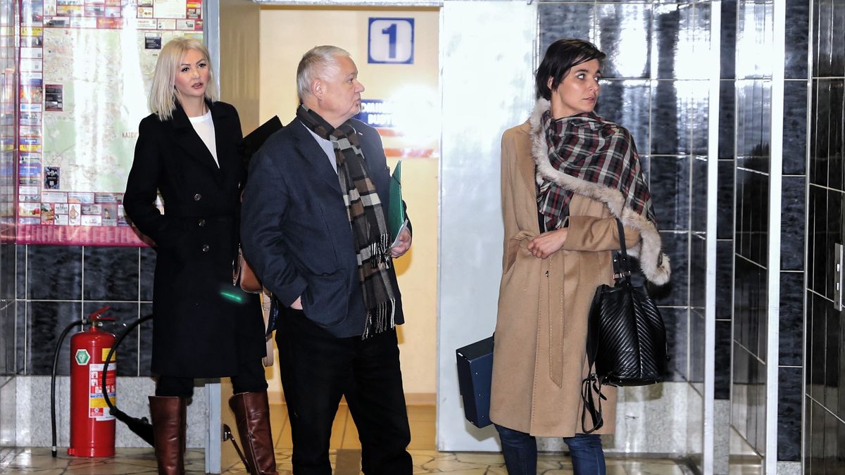 Wynagrodzenia Martyny Wojciechowskiej i Kamili Sukiennik - czyli tak zwanych dwórek prof. Adama Glapińskiego - nie będą ujawniane