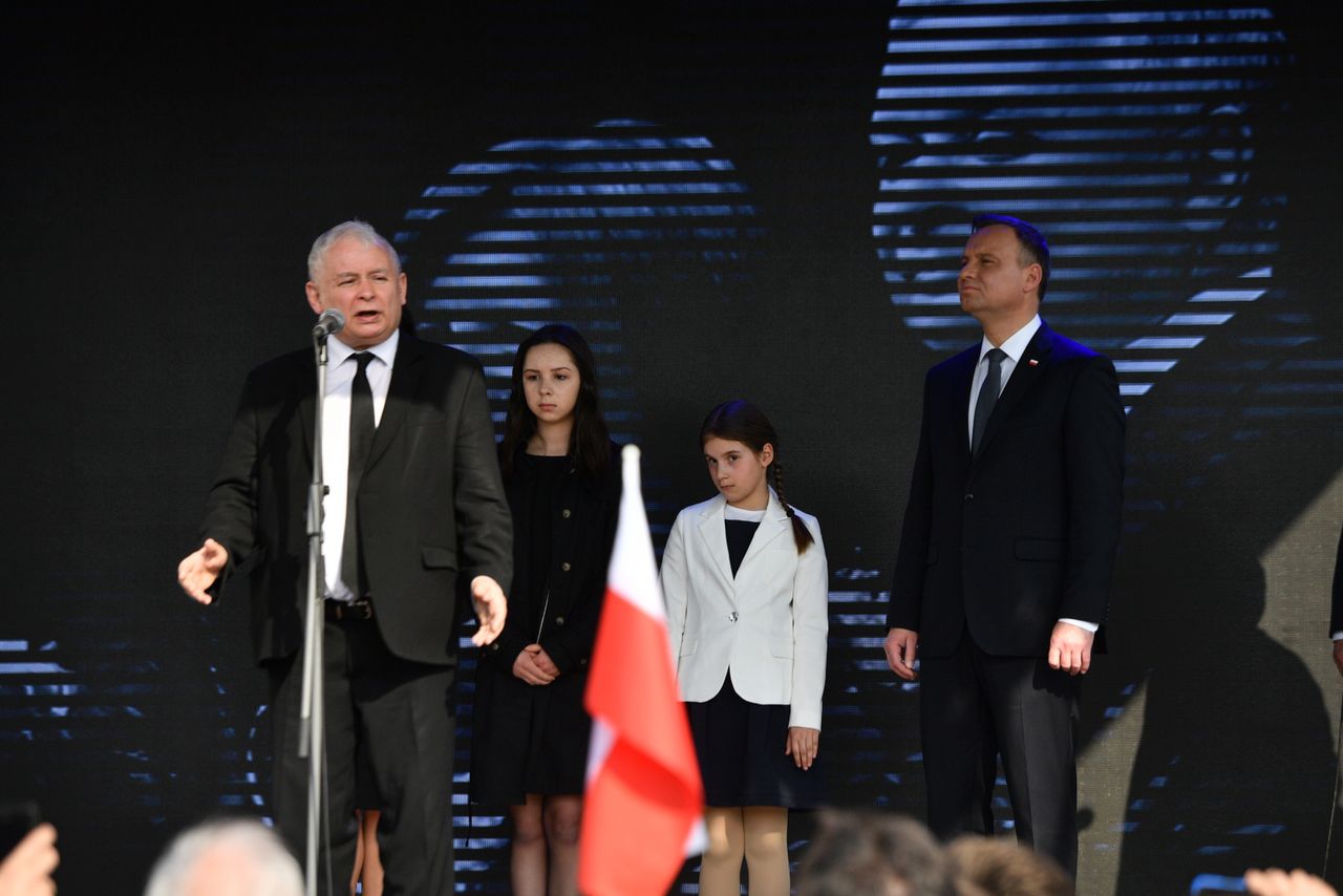 Nie mogli się powstrzymać. Kaczyński i Duda znowu wmieszali rocznicę w politykę