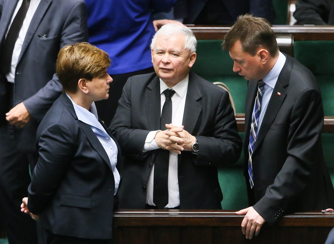 Kaczyński nie pojawił się na konwencji Polski Razem. Wysłał Błaszczaka z listem