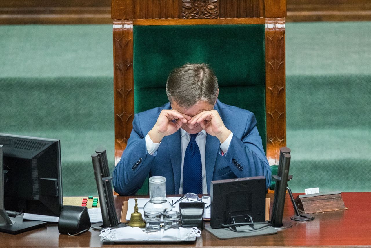 Marszałek Kuchciński latał z rodziną rządowym samolotem. Są dowody