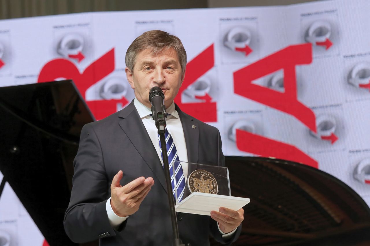 Marek Kuchciński chwali się poparciem notowań Sejmu. "Odzwierciedlenie reform i programów PiS"