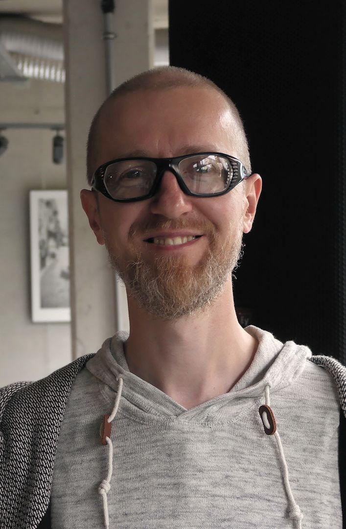 Tomasz Bagiński wrzucił "żenujące" zdjęcie z przeszłości. "Nie ma rzeczy niemożliwych"
