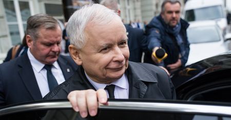 Najnowszy sondaż. Dwukrotna przewaga PiS nad PO