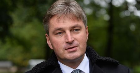Brytyjski poseł wzywa Angelę Merkel do zapłacenia reparacji Polsce