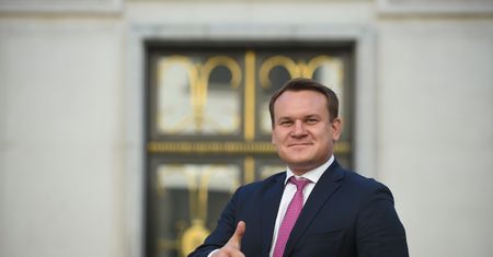 Dominik Tarczyński uderza w Borysa Budkę. Pyta o siostrę Annę