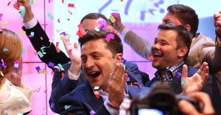 Zachód gratuluje zwycięstwa Zełenskiego na Ukrainie. Rosja życzy "zdrowego rozsądku"
