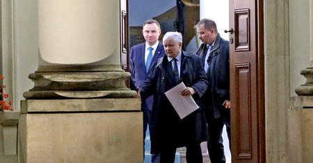 Prawnicy Andrzeja Dudy kończą prace nad poprawkami PiS-u? "Kwestia ostatecznego dogrania"