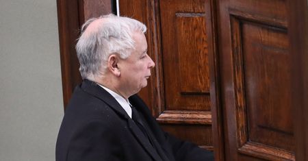 Taśmy Kaczyńskiego. Sprawa "koperty dla księdza" trafiła do sądu