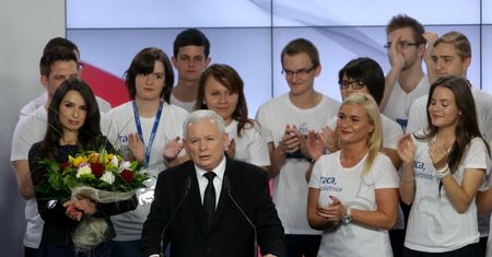 Wybory parlamentarne 2019. "Hojny populizm" - tak zagraniczne media tłumaczą sukcesy PiS