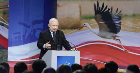Wybory 2019. Konwencja PiS w Stalowej Woli. Jarosław Kaczyński ostrzega przed "Koalicją Chaosu"