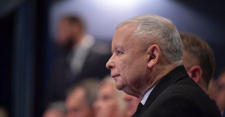 Zakończyła się narada na Nowogrodzkiej. Tematem była afera w KNF