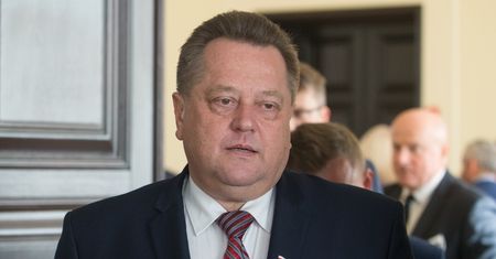 MSWiA wysyła list do Zbigniewa Ziobry ws. sądów. "To całkowicie niestosowne"