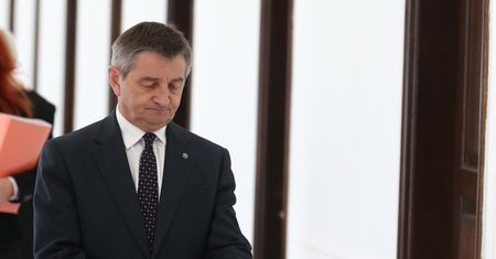 Marek Kuchciński. B. marszałek Sejmu może korzystać z mieszkań służbowych przez pół roku