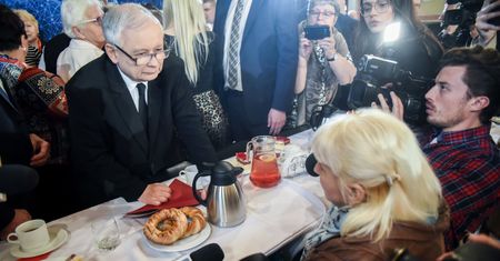 Kaczyński do niepełnosprawnej: "Proszę nas popierać, a nie przeszkadzać"