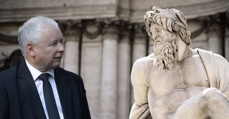 Chcą wybudować Kaczyńskiemu pałacyk jak Piłsudskiemu. Fundacja zbiera już pieniądze
