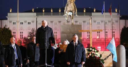 Na razie nie poznamy "prawdy o Smoleńsku". Naukowa konferencja odwołana
