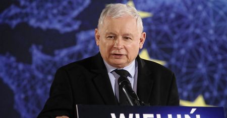 Makowski: Bój o dusze Polaków. Partie na sobotnich konwencjach mobilizują wyborców do świętej wojny [OPINIA]