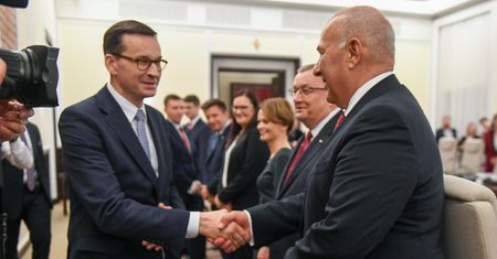 Inflacja cieszy rząd? "To ukryty podatek", ale państwo też go płaci