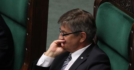 Nagrody w Sejmie i Senacie. Rozdano miliony. Uzasadnienie szokuje