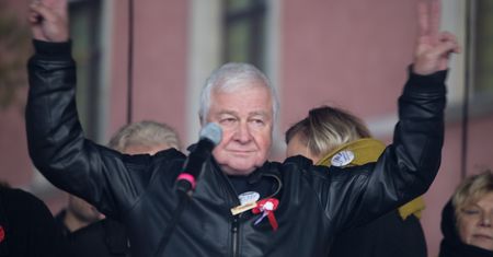 Szef KOD żąda "upadku miernotyzmu". Czyli "kaczyzmu". "To bydło na salonach"