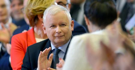 Nowy sondaż. Spore poparcie dla "piątki Kaczyńskiego"