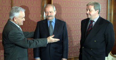 Jagieliński z premierem nie obsadzają stanowisk
