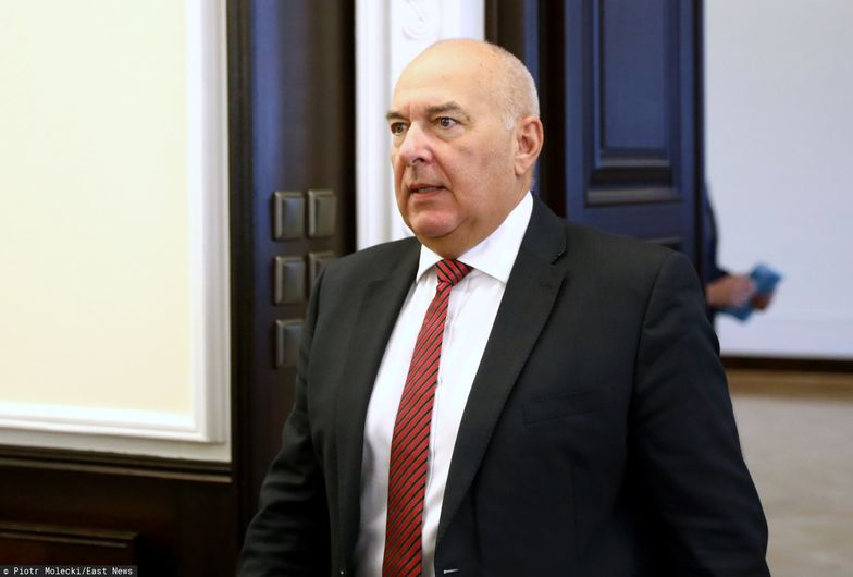 Tadeusz Kościński jako minister finansów musi znaleźć w budżecie dodatkowe dziesiątki miliardów złotych.