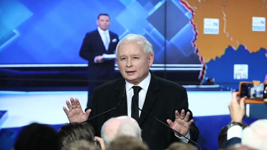 Zdaniem Jarosława Kaczyńskiego, jego partia powinna walczyć z fake newsami