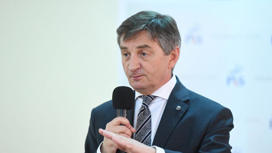 Marszałek Kuchciński uspokaja uczestników SDiM