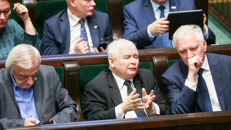 Jarosław Kaczyński zdyscyplinował posłankę Annę Marię Siarkowską