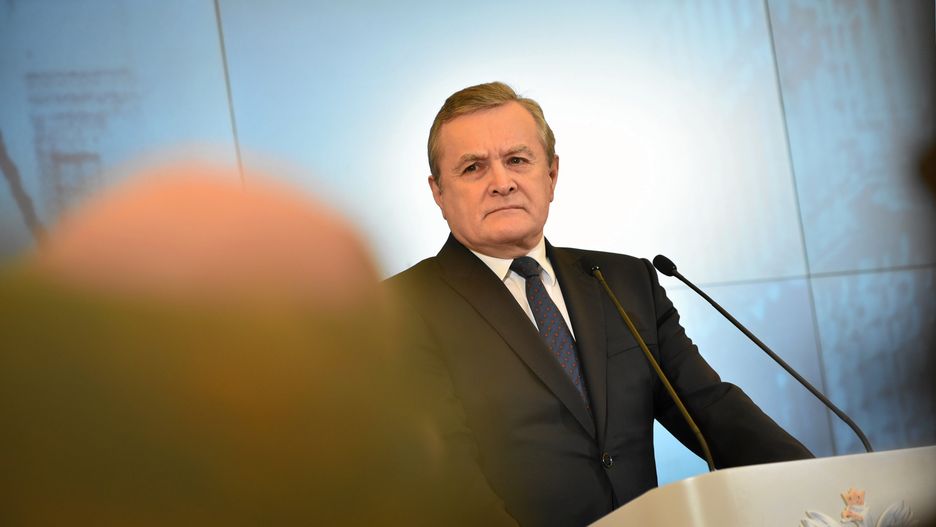 Gliński podkreślił, że wyjaśnienie katastrofy jest "szalenie trudne"