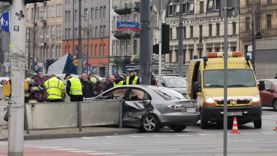 Warszawa. Do groźnego wypadku doszło w sobotę przed południem przy Dworcu Wileńskim na Pradze-Północ