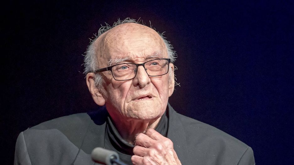 Witold Sobociński, wybitny polski operator filmowy, zmarł w wieku 89 lat. O śmierci poinformowała Szkoła Filmowa w Łodzi.