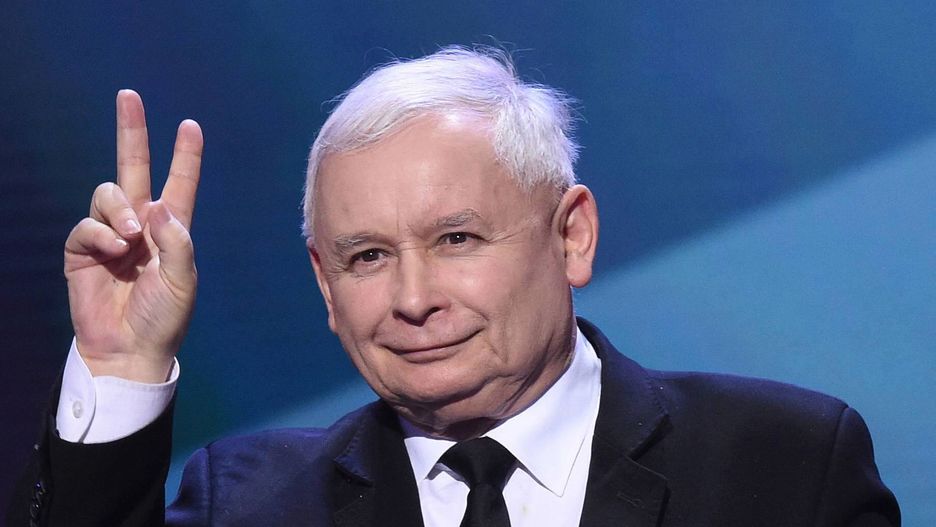 Jarosław Kaczyński zapowiedział nowe programy, które mają pomóc PiS w odrobieniu strat wizerunkowych
