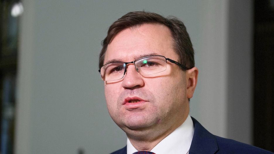 Zbigniew Girzyński bronił TVP. Odpowiedziała mu Barbara Nowacka