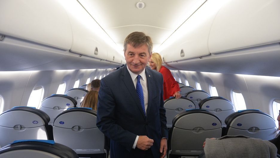 Marek Kuchciński i afera z lotami 