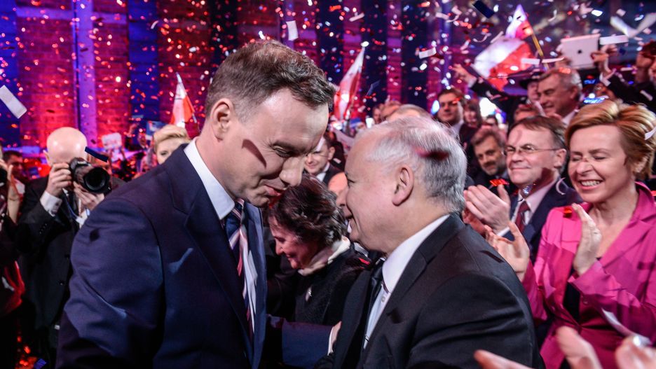 Andrzej Duda widzi siebie w roli lidera konstytucyjnych zmian. Jarosław Kaczyński przypomniał właśnie, że bez PiS prezydent niewiele zdziała