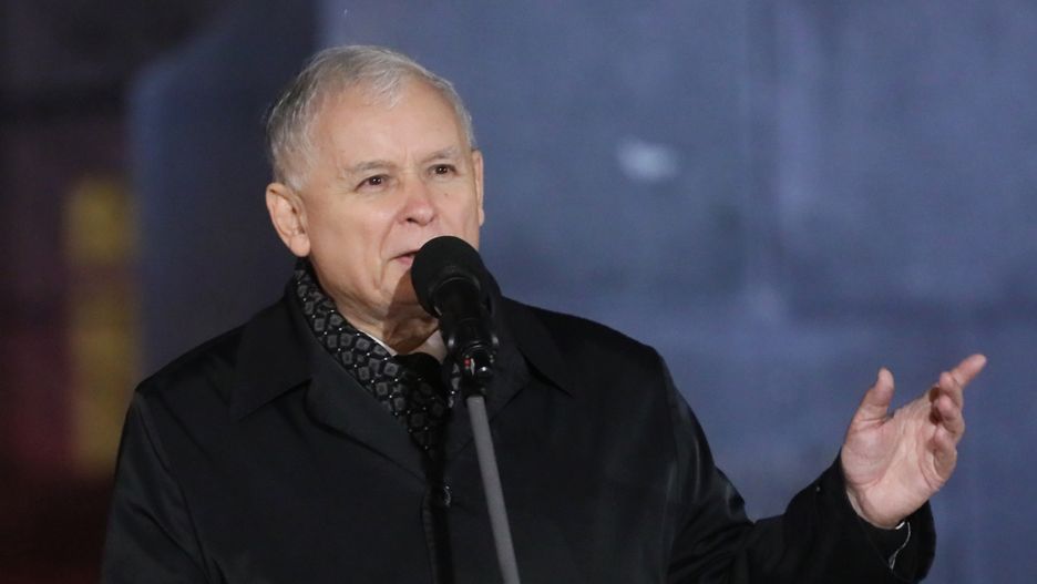 Jarosław Kaczyński podczas 90. miesięcznicy smoleńskiej