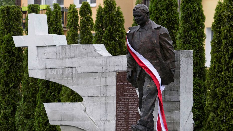 Pomnik Lecha Kaczyńskiego w Kraśniku