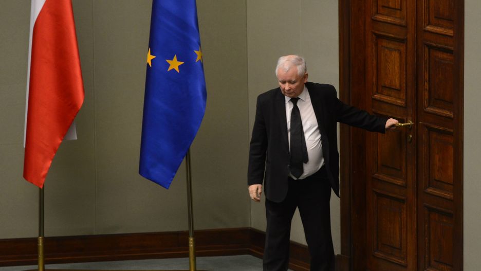 Jarosław Kaczyński musi ściągnąć cugle w swojej partii.