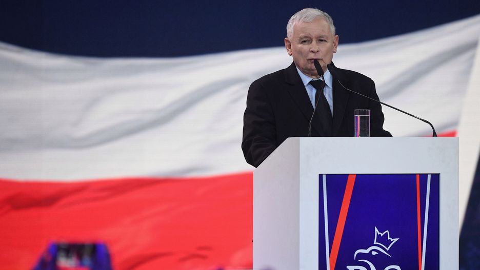Jarosław Kaczyński na konwencji PiS złożył pięć obietnic. Najgłośniejsza to 500 zł już na pierwsze dziecko.