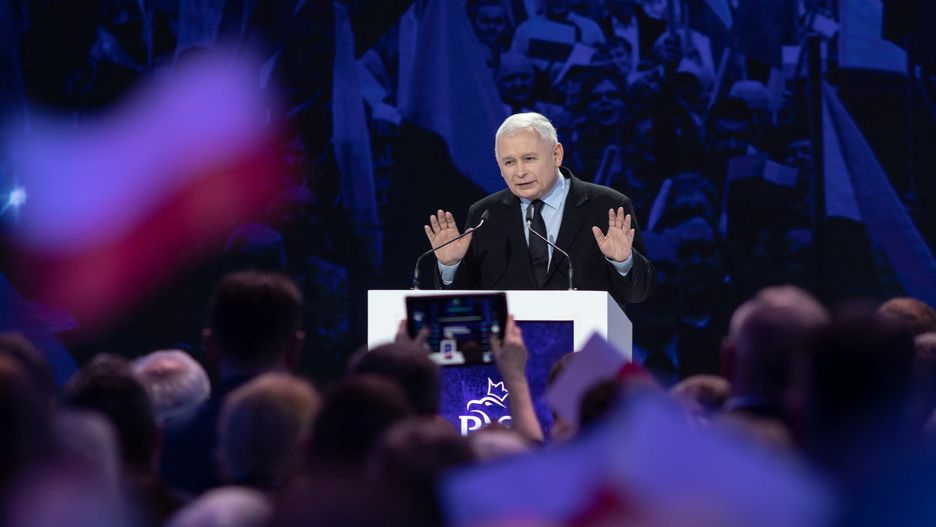 Jarosław Kaczyński obiecał Polakom ogromne transfery socjalne. Kto za to zapłaci?
