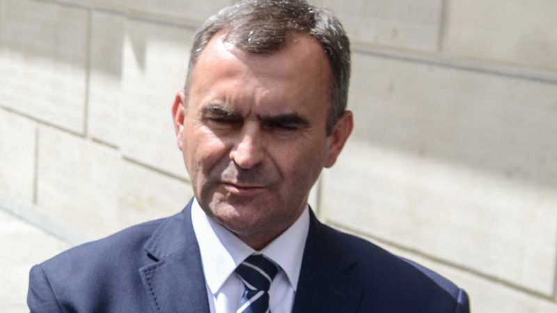 B. minister skarbu Włodzimierz Karpiński