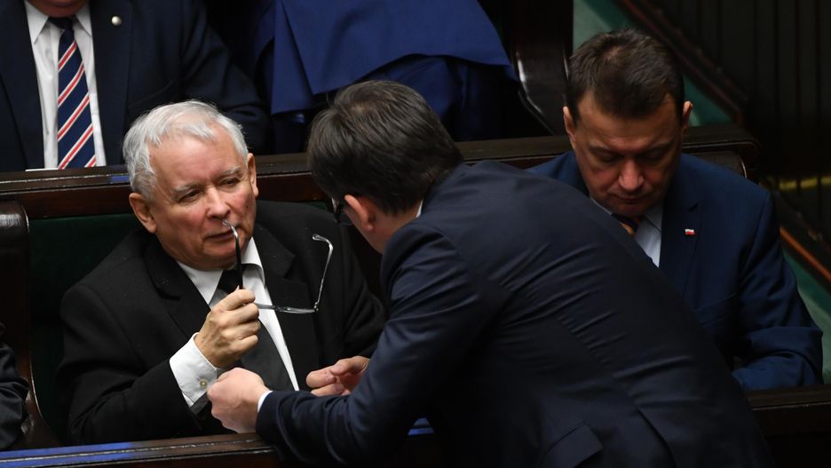 Ziobryści boją się, że w marcu TSUE "rozwali" resztę ich zmian w sądownictwie