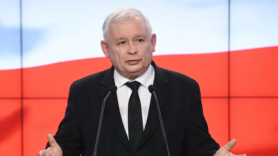 Prezes PiS ogłasza decyzję o zmniejszeniu uposażenia parlamentarzystom