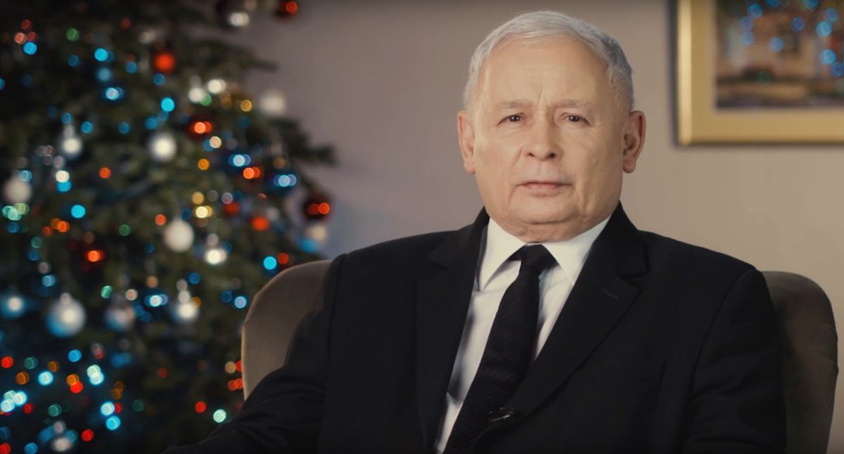 Jarosław Kaczyński złożył w sieci życzenia. Powiedział, jakiej Polski wszystkim życzy
