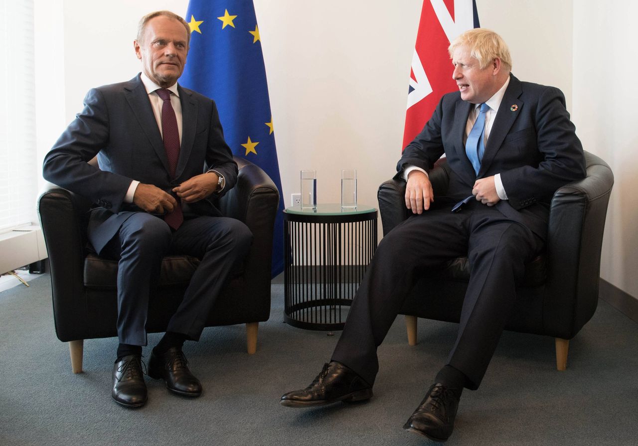 Brexit. Słowa Donalda Tuska się nie sprawdziły. Nie wiadomo, co z porozumieniem