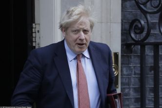 Koronawirus. Boris Johnson opuścił oddział intensywnej terapii